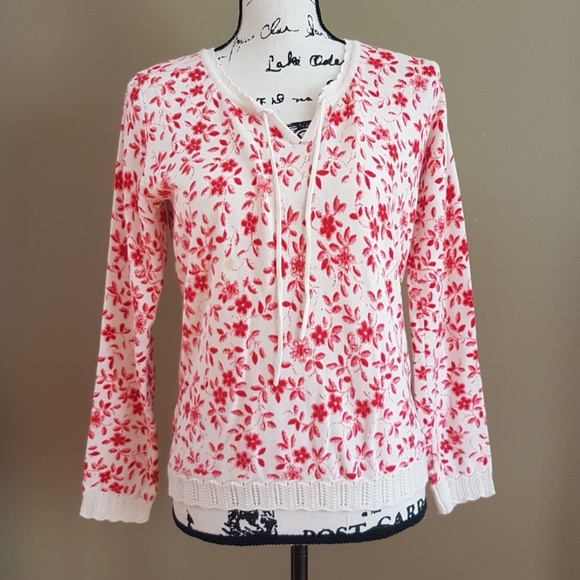 St. John's Bay Sweaters - St. John's Bay Women's Sweater White Red Size PL